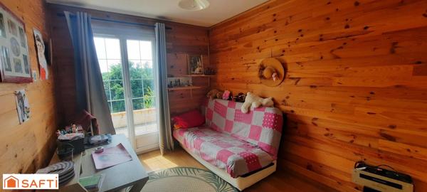 Maison type : T5  3 chambres donnant sur terrasse