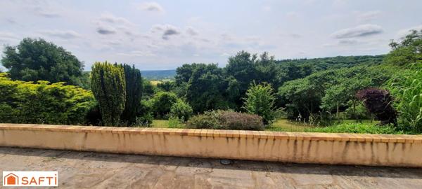 Maison type : T5  3 chambres donnant sur terrasse