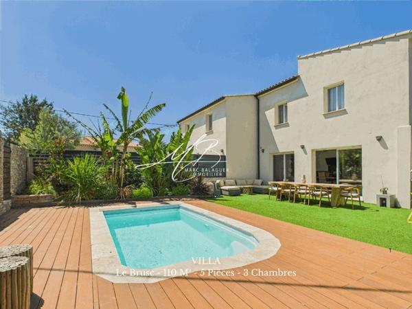 Six-Fours-les-Plages (83140) LE BRUSC – Maison contemporaine avec jardin paysagé et piscine, à deux pas du Port