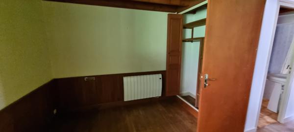 Maison
                                                                                                                                                                                                                                                                                                                        9 pièce(s)                                                                                                                                                                                                          6 chambre(s)                                                                                                                                                                                                          154  m²