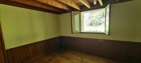 Maison
                                                                                                                                                                                                                                                                                                                        9 pièce(s)                                                                                                                                                                                                          6 chambre(s)                                                                                                                                                                                                          154  m²