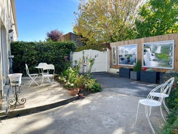 Maison de ville - Saintes (17) Rive Gauche Saintes (17100)