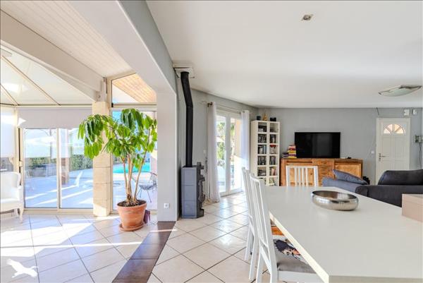 Maison à vendre |  Ambarès-et-Lagrave |  5 pièces | 137 m²
