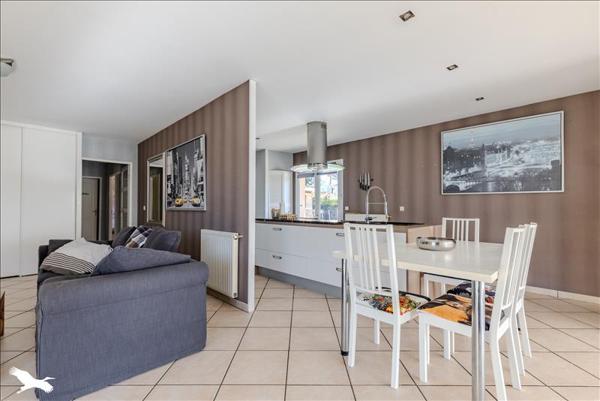 Maison à vendre |  Ambarès-et-Lagrave |  5 pièces | 137 m²