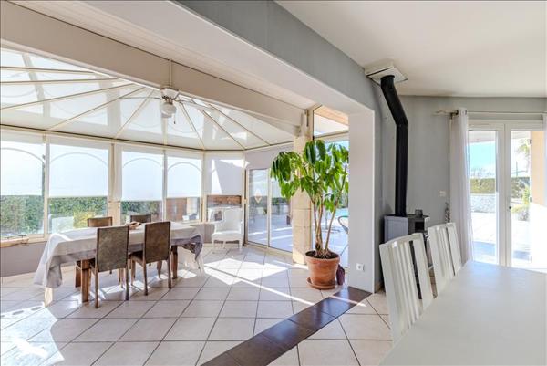 Maison à vendre |  Ambarès-et-Lagrave |  5 pièces | 137 m²