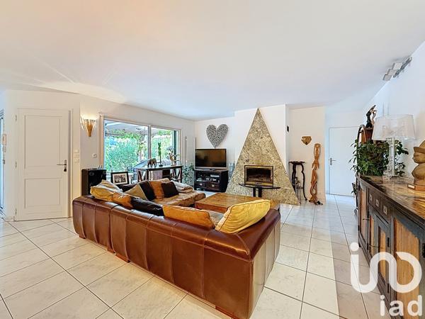 Maison à vendre 7 pièces 171 m² Saint-Beauzély