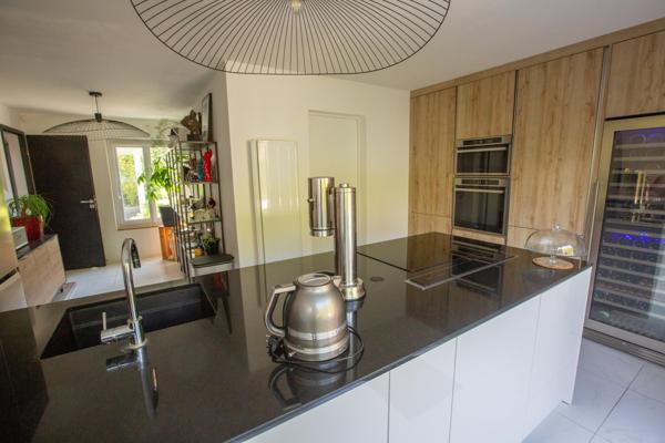 SUPERBE MAISON FAMILIALE