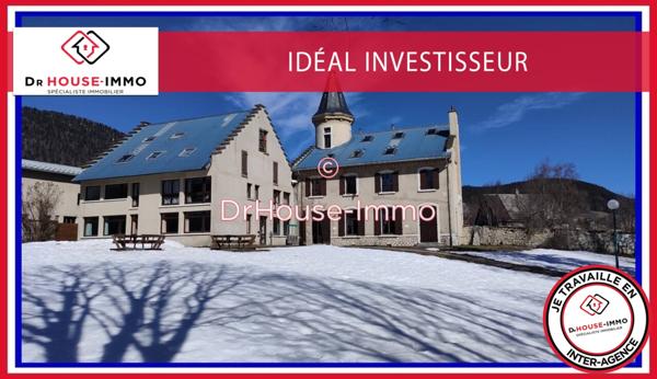 Bien immobilier à vendre 35 pièces de 762 m²