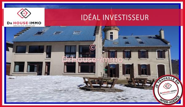Bien immobilier à vendre 35 pièces de 762 m²