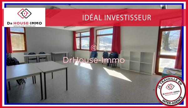 Bien immobilier à vendre 35 pièces de 762 m²