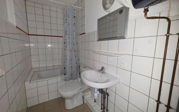 Appartement à louer    1 pièce •  Strasbourg