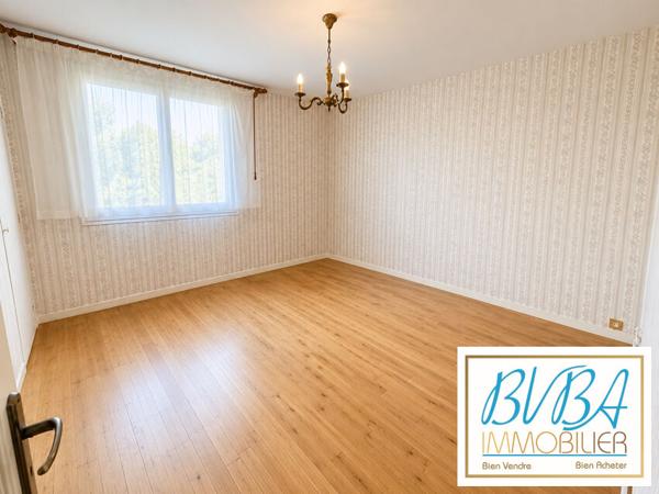 Appartement familial - Beaux volumes - Parking - 2 caves - Proche gare , Nantes