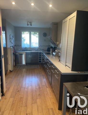 Maison à vendre 7 pièces 150 m² Brie-Comte-Robert