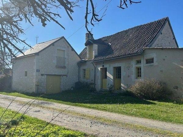 Maison à vendre à Baugé-en-Anjou dans le Maine-et-Loire (49150), ref : LB/2574   
campagne