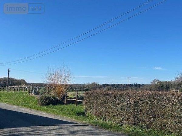 Maison à vendre à Baugé-en-Anjou dans le Maine-et-Loire (49150), ref : LB/2574   
campagne