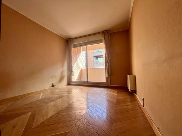 T2 Saint-Georges - Ascenseur - Loggia