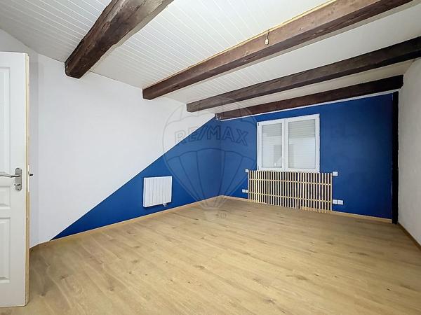 Maison 5 chambre(s) à vendre - Étupes, Doubs - 25