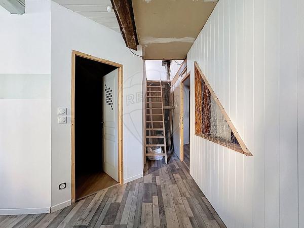Maison 5 chambre(s) à vendre - Étupes, Doubs - 25