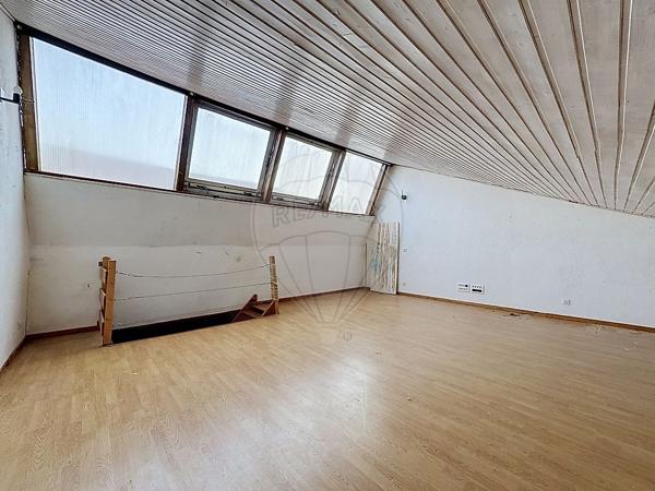 Maison 5 chambre(s) à vendre - Étupes, Doubs - 25