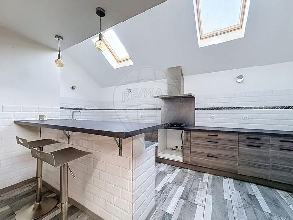Maison 5 chambre(s) à vendre - Étupes, Doubs - 25