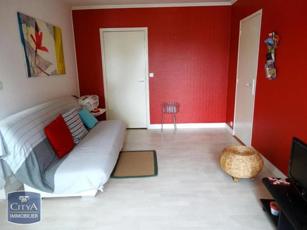 Appartement à louer 2 pièces 58.42m² Blois (41000)