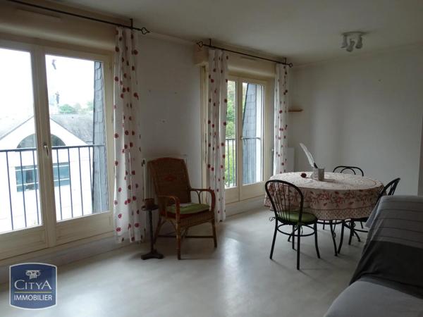 Appartement à louer 2 pièces 58.42m² Blois (41000)