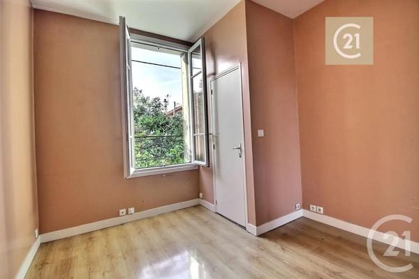 Appartement à vendre  2 pièces - 23,78 m 2   LE BLANC MESNIL  - 93