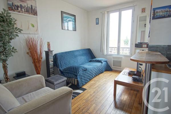 Appartement Studio à vendre  1 pièce - 29,88 m 2   IVRY SUR SEINE  - 94