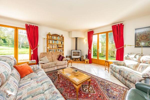 Maison à vendre |  Les Cabannes |  5 pièces | 179 m²