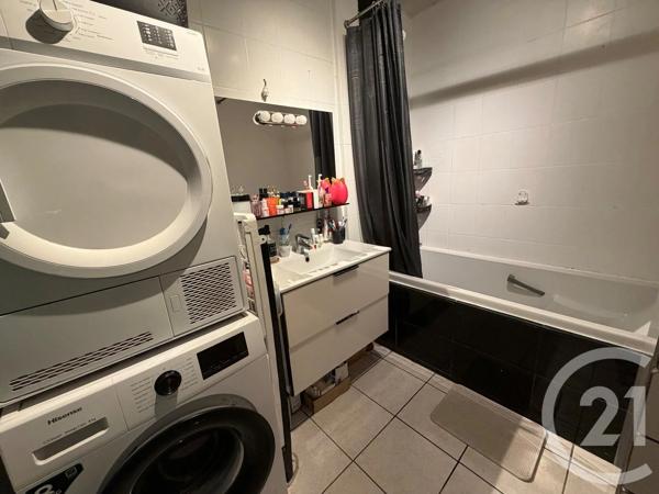 Appartement F4 à vendre  4 pièces - 81,11 m 2   CERGY  - 95