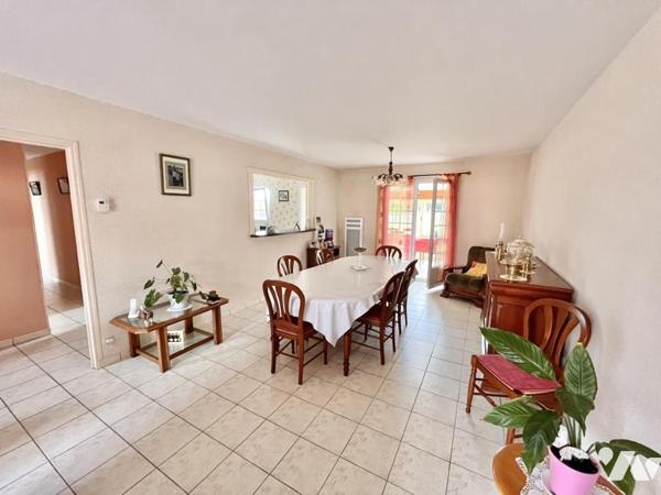 Plain-pied 3 chambres sur 1200m² de terrain