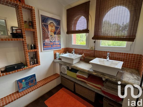 Maison à vendre 6 pièces 213 m² Montpellier