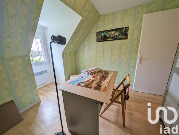 Maison traditionnelle 7 pièces de 140 m² à Mulsanne (72230)