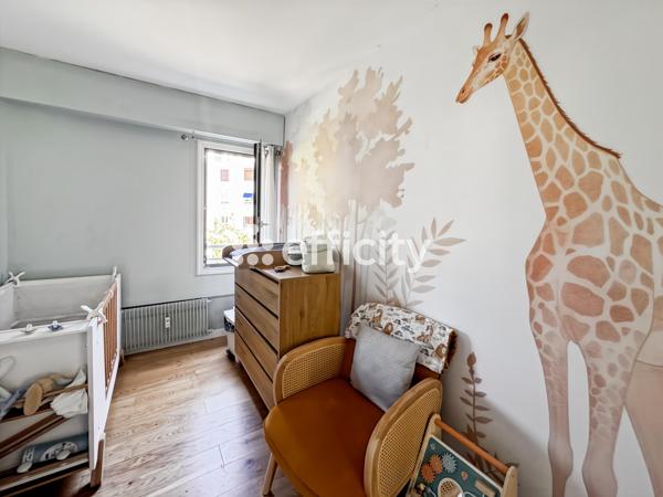 Appartement
         3 pièces
        - 65 m² Exclusivité 549 000 € *