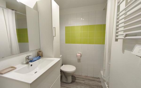 Appartement à vendre    2 pièces • 18 m2 Nîmes