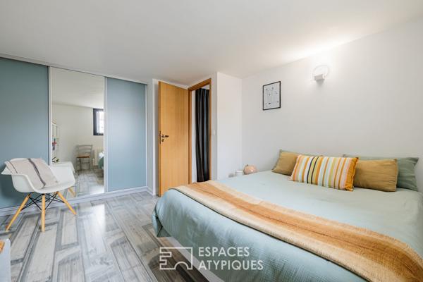 Ancien chai familial sublimé en une lumineuse maison d’architecte