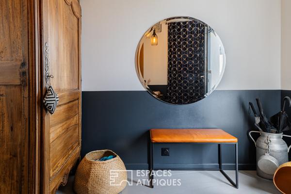 Ancien chai familial sublimé en une lumineuse maison d’architecte