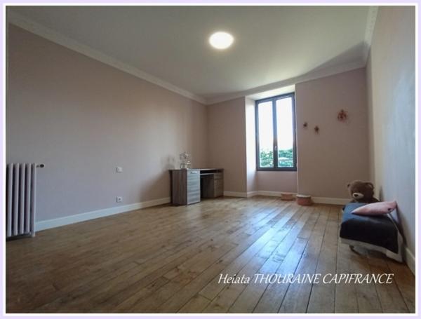 Dpt Deux Sèvres (79), à vendre SAINT MAIXENT L'ECOLE maison P9 Belle bâtisse de caractère 267 m²