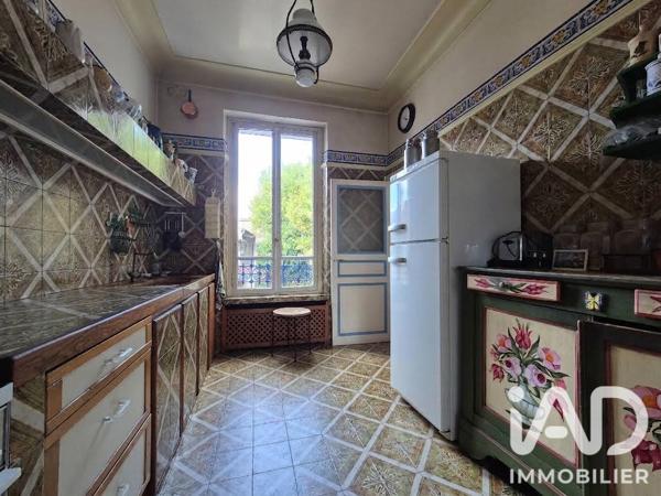 Maison à vendre 14 pièces 323 m² Mantes-la-Jolie