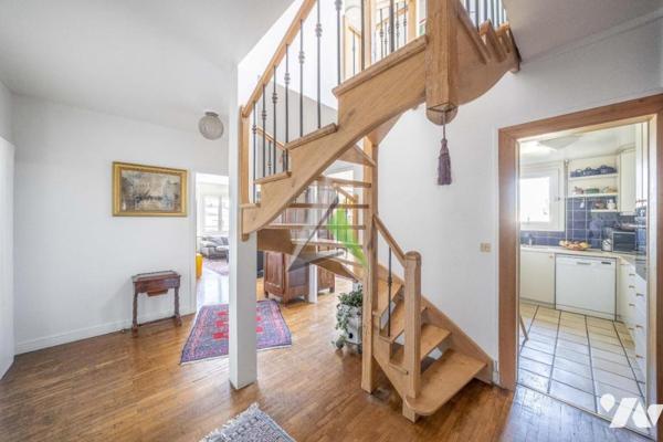 Rue Rambuteau - Sainte Avoye - Marais - Duplex avec Terrasses et Studio