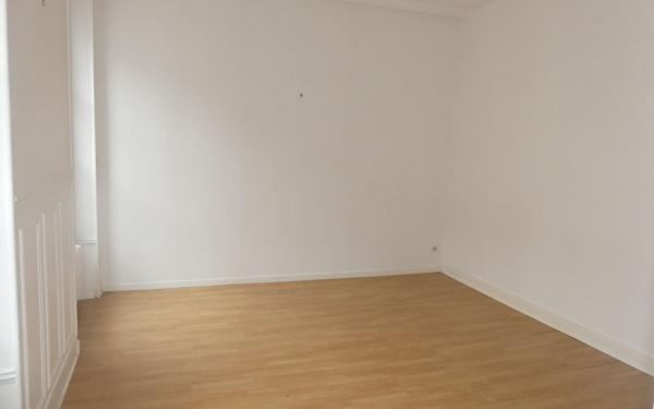 Appartement à vendre    2 pièces • 48,91 m2 Coulommiers