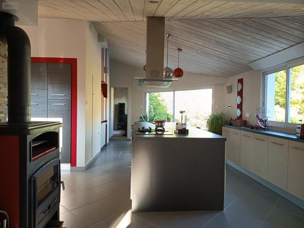 Maison à vendre à Sallertaine en Vendée (85300), ref : VM5438-85092
