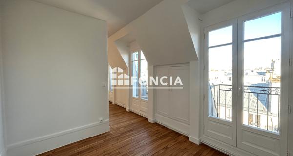 Location Appartement 2 pièces 51.51 m² - Paris 75002