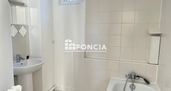 Location Appartement 2 pièces 51.51 m² - Paris 75002