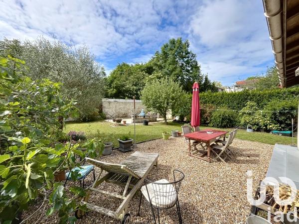 Maison à vendre 6 pièces 166 m² Marnes-la-Coquette