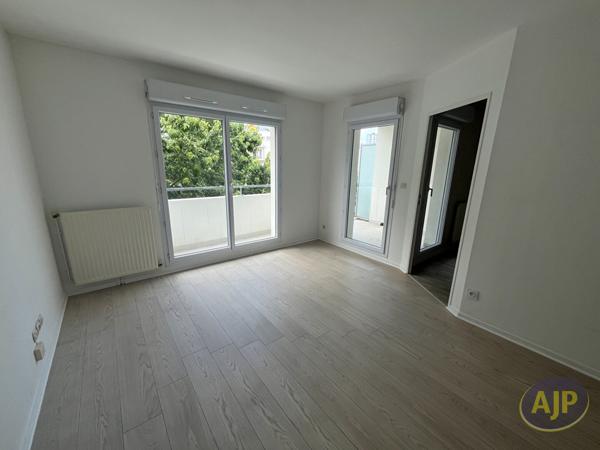 Appartement à louer Nantes : 3 pièces, 64m² avec 2 chambre(s) à 895€ - AJP Immobilier Saint-Sébastien-sur-Loire