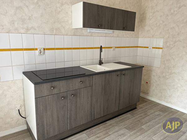 Appartement à louer Nantes : 3 pièces, 64m² avec 2 chambre(s) à 895€ - AJP Immobilier Saint-Sébastien-sur-Loire