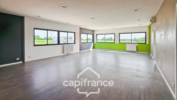 Local/bureau à louer OUROUX SUR SAONE (71)