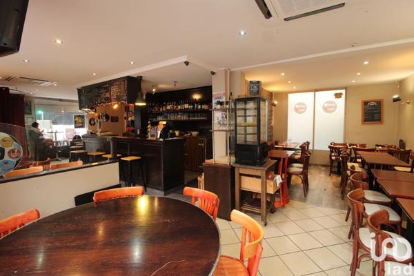 Bar-brasserie à vendre 77 m² Suresnes