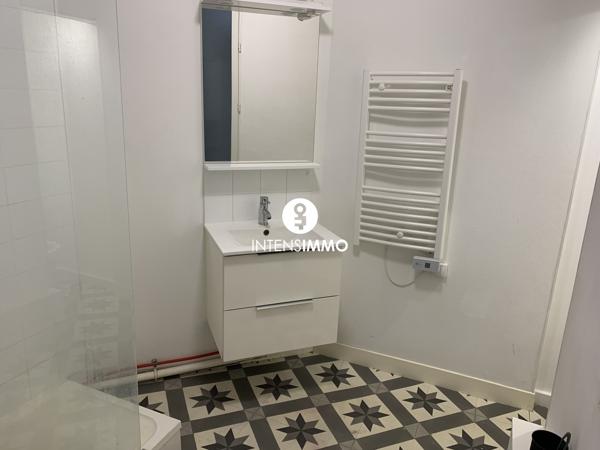 Appartement 2 pièces - 36m² - Bordeaux - Saint Pierre 884 € f t